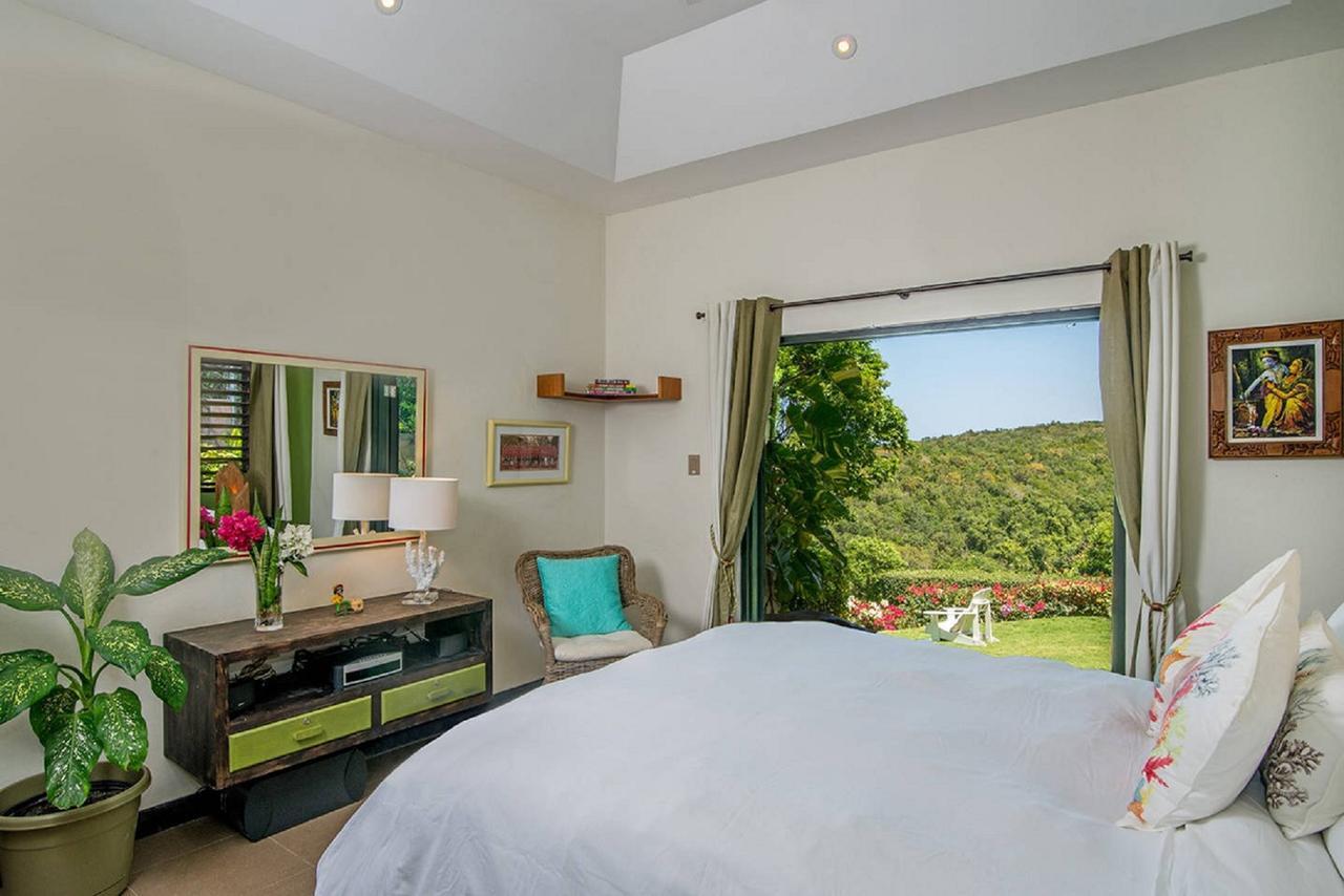 Luxury Villa Sleeps 6, Beach Access, Montego Bay Exterior foto