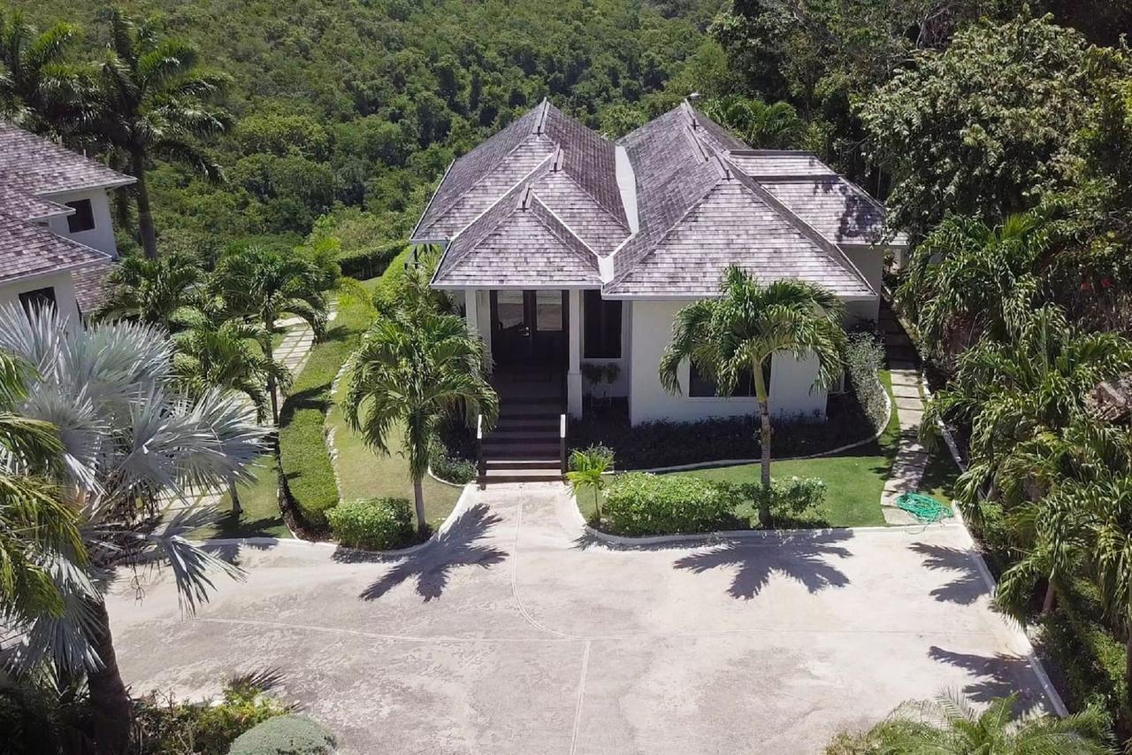 Luxury Villa Sleeps 6, Beach Access, Montego Bay Exterior foto